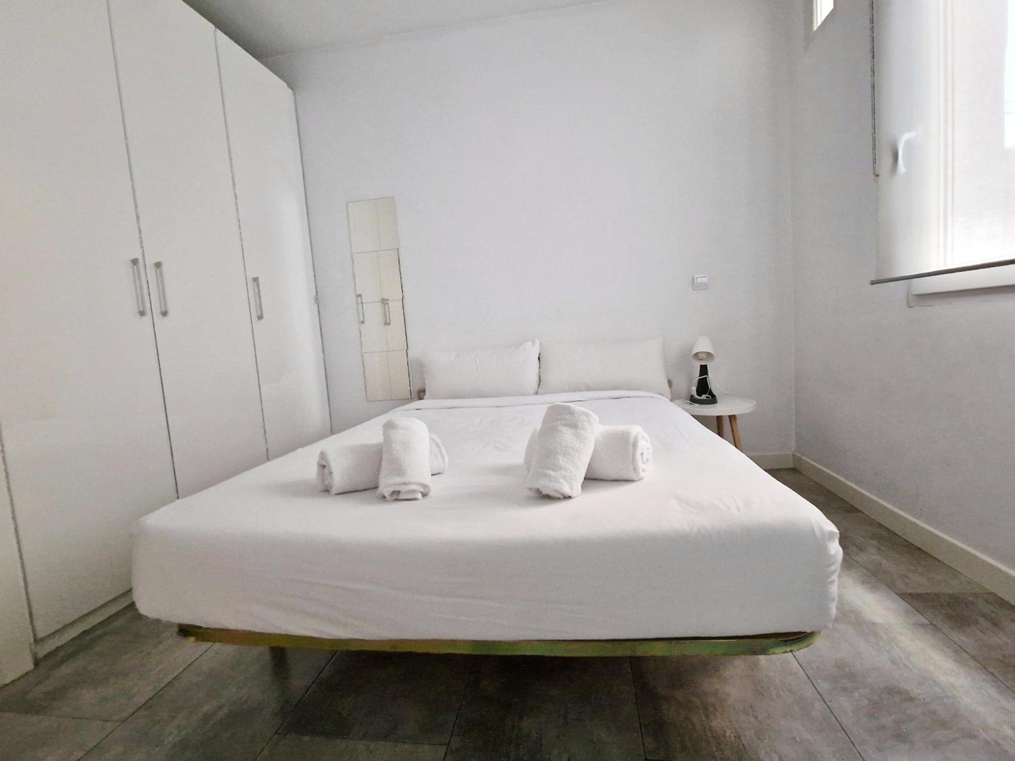 Ferienwohnung San Buenaventura Vistillas Apartamento Para Dos Madrid Exterior foto