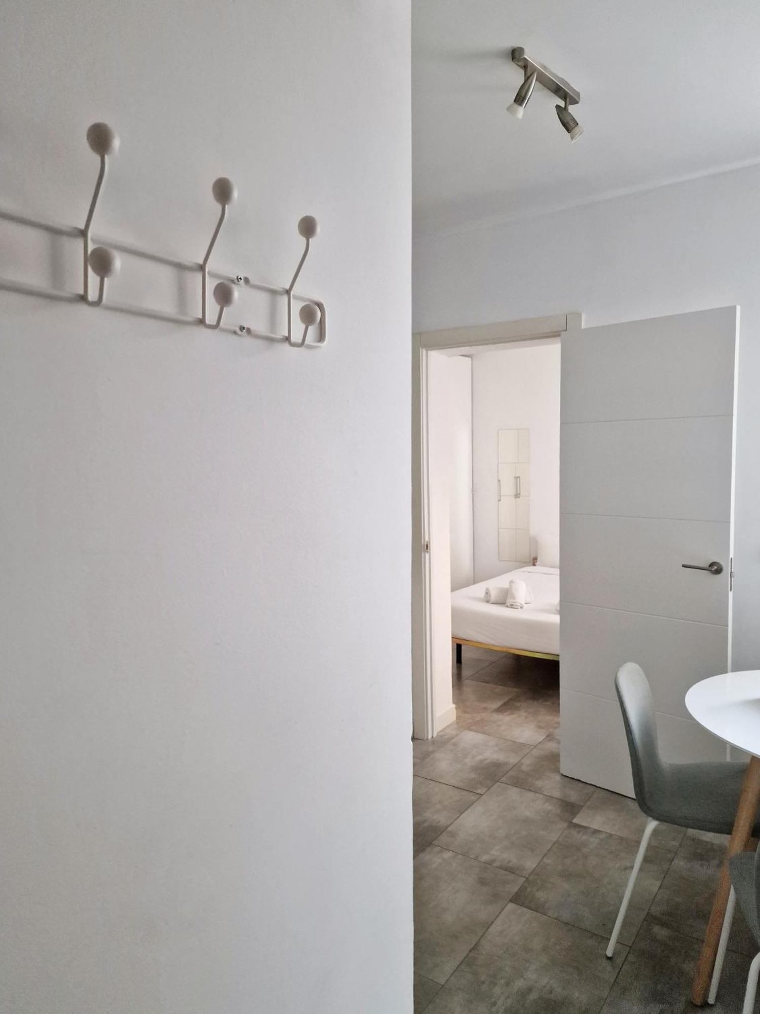 Ferienwohnung San Buenaventura Vistillas Apartamento Para Dos Madrid Exterior foto
