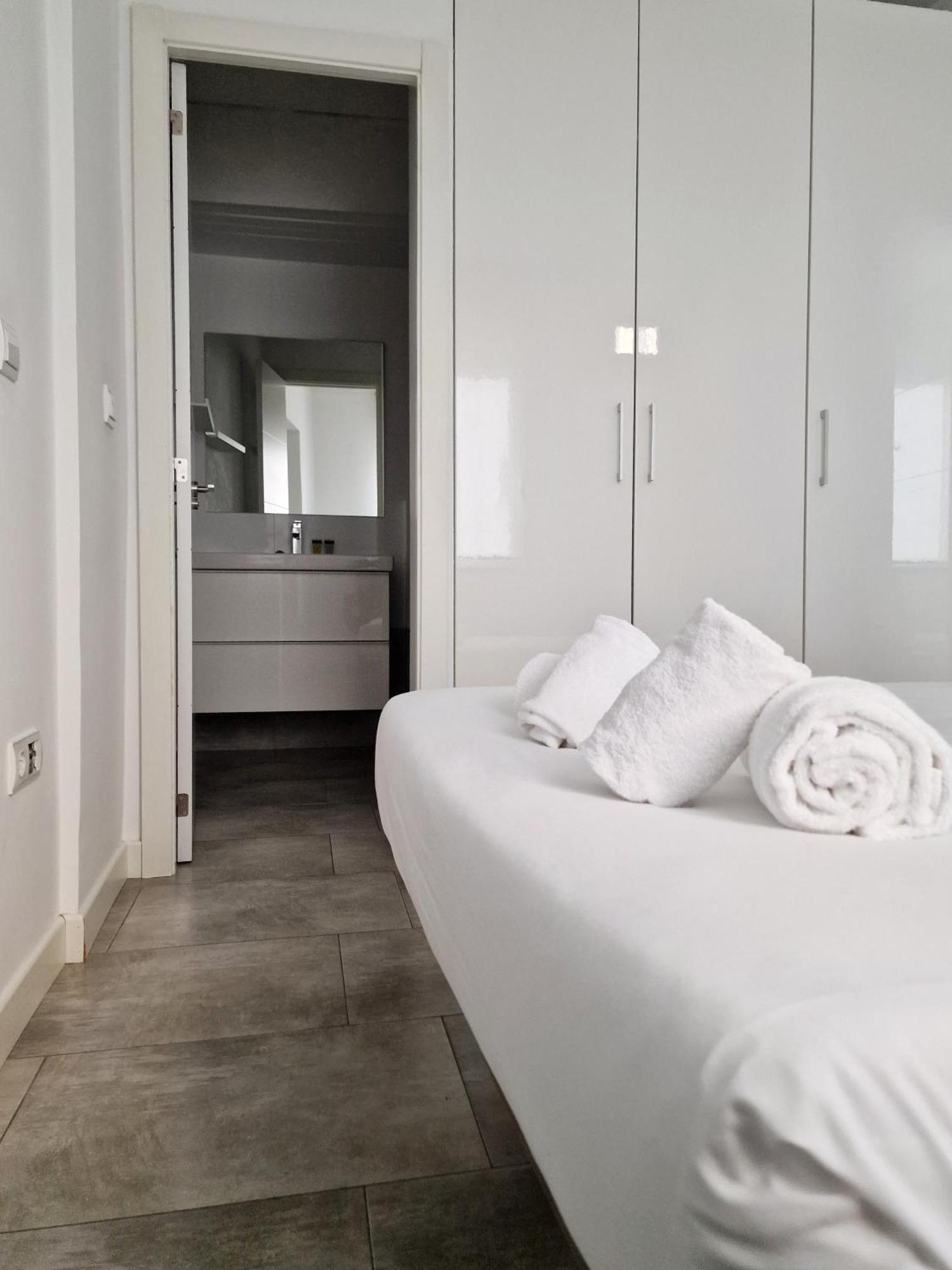 Ferienwohnung San Buenaventura Vistillas Apartamento Para Dos Madrid Exterior foto